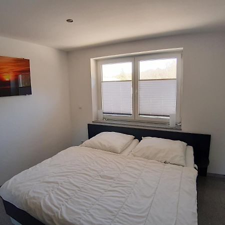 Wellenreiter 2 Appartement Breege Buitenkant foto